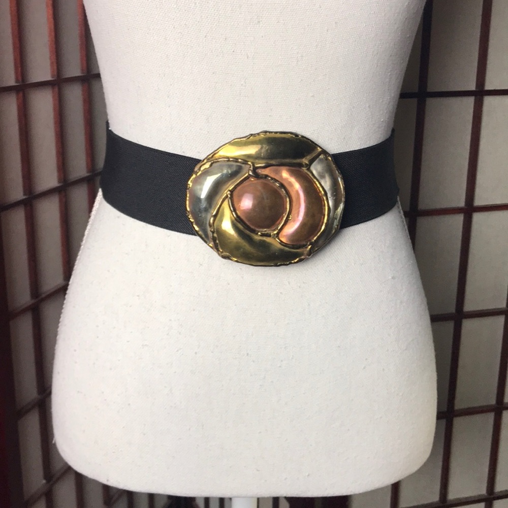 VTG Hammered Metal Belt Buckle / Spandex Belt